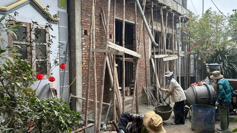 Miễn giấy phép xây dựng nhà dưới 7 tầng: Cởi trói thủ tục nhưng không buông lỏng quản lý