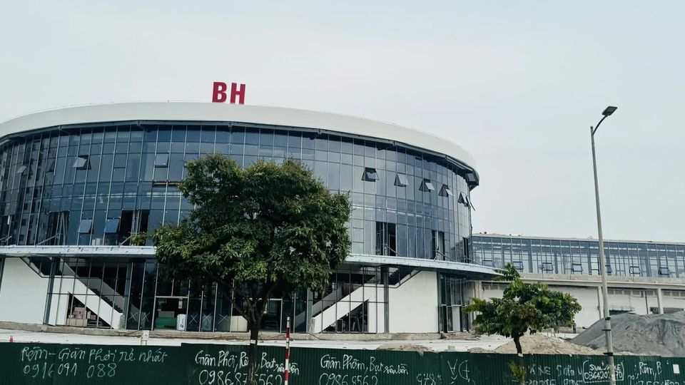 Bến xe khách thứ 7 hiện đại nhất Hà Nội lỡ hẹn vận hành?