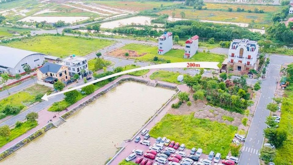Một căn biệt thự buộc phải di chuyển khỏi vị trí cũ 200m, nhường chỗ làm đường kết nối đến sân bay lớn nhất miền Bắc
