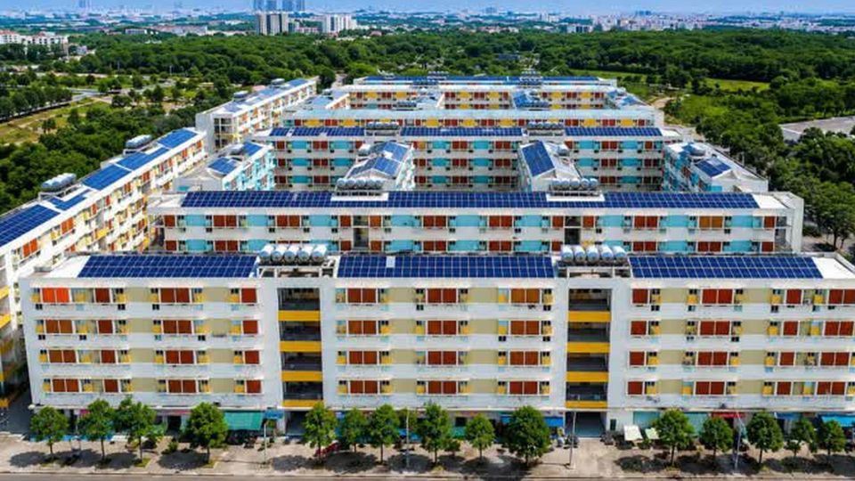 Từ hôm nay, 13 nhóm đối tượng sẽ được ưu tiên mua nhà ở xã hội