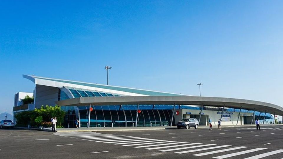 Sân bay 65 năm tuổi do Mỹ xây dựng nằm gần sát biển Đông tiếp tục được 'lên đời'