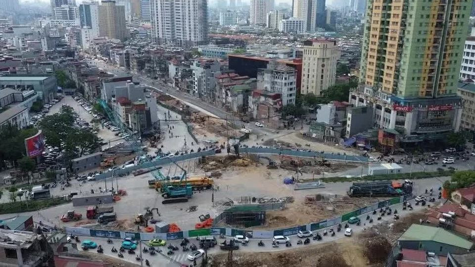 'Tuyến đường đắt nhất hành tinh' tại Hà Nội nhận chỉ đạo mới, quyết tâm thông xe trước ngày 2/9