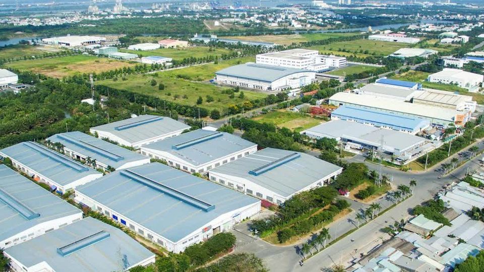 Bất động sản khu công nghiệp bước vào cuộc đua mới, doanh nghiệp sở hữu quỹ đất lớn nắm lợi thế