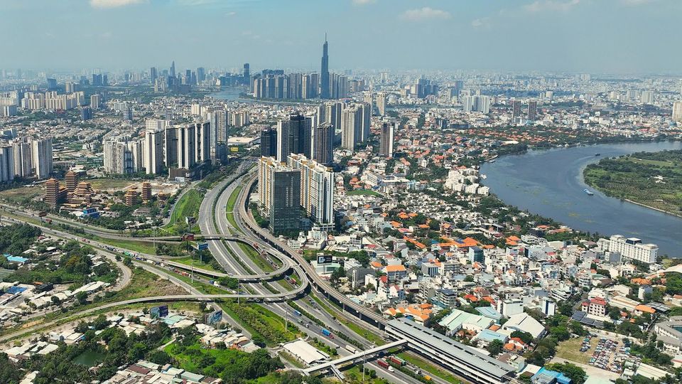 TP.HCM tăng tốc đầu tư hạ tầng, hướng tới mục tiêu tăng trưởng hai con số