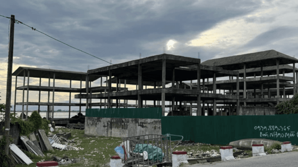 Khu nghỉ dưỡng 600 tỷ ven đầm phá lớn nhất Đông Nam Á của Việt Nam đắp chiếu 17 năm: Chính thức có kết luận thanh tra