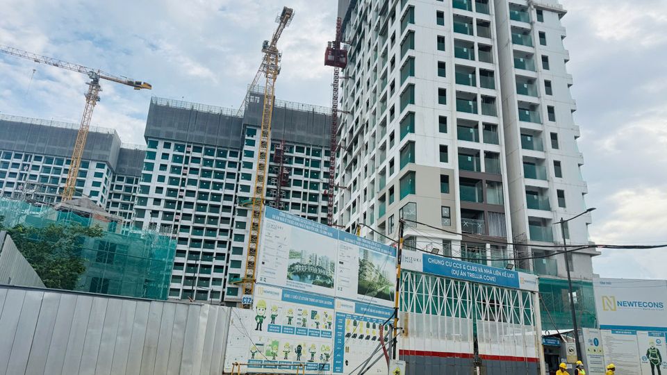 Hai thị trường, hai pha của chu kỳ: Hà Nội giảm giá để tìm cầu, TP.HCM tăng dòng tiền để giữ giá